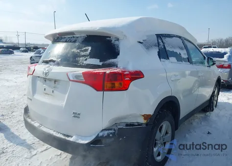 2013 Toyota Rav4 Xle z USA, uszkodzony, nr VIN 2T3RFREV8DW102565